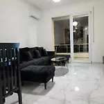 Black\'N White Apartment