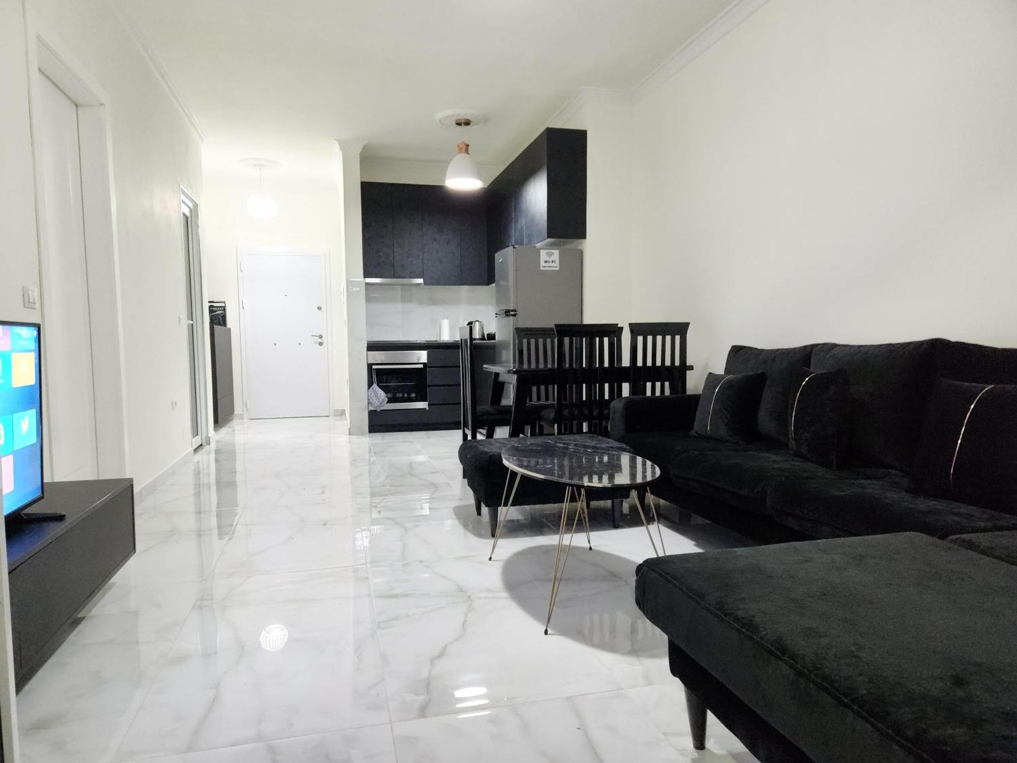 Black'n White Appartement Vlorë